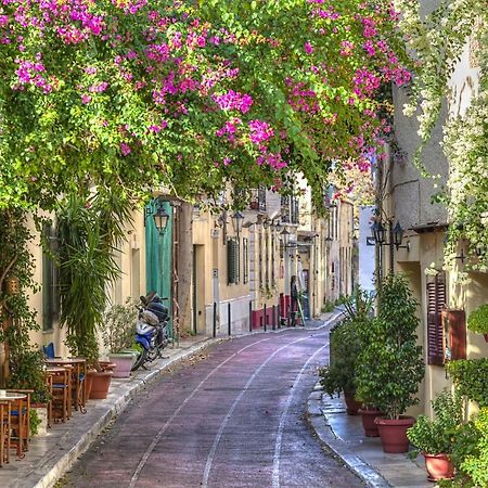 The Little Prince In Plaka アテネ エクステリア 写真